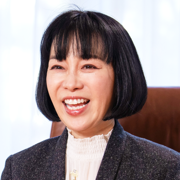 岡佐紀子
